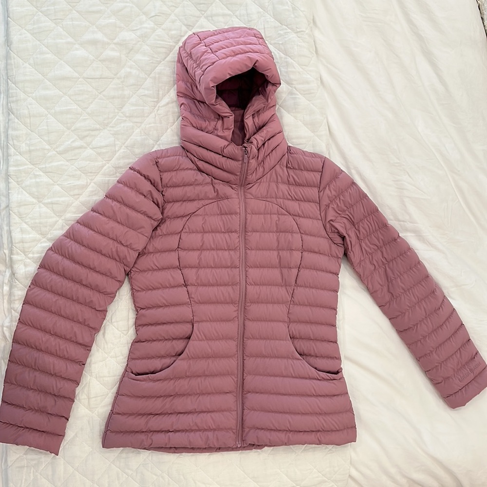 Lululemon Pack it Down Jacket Size 8